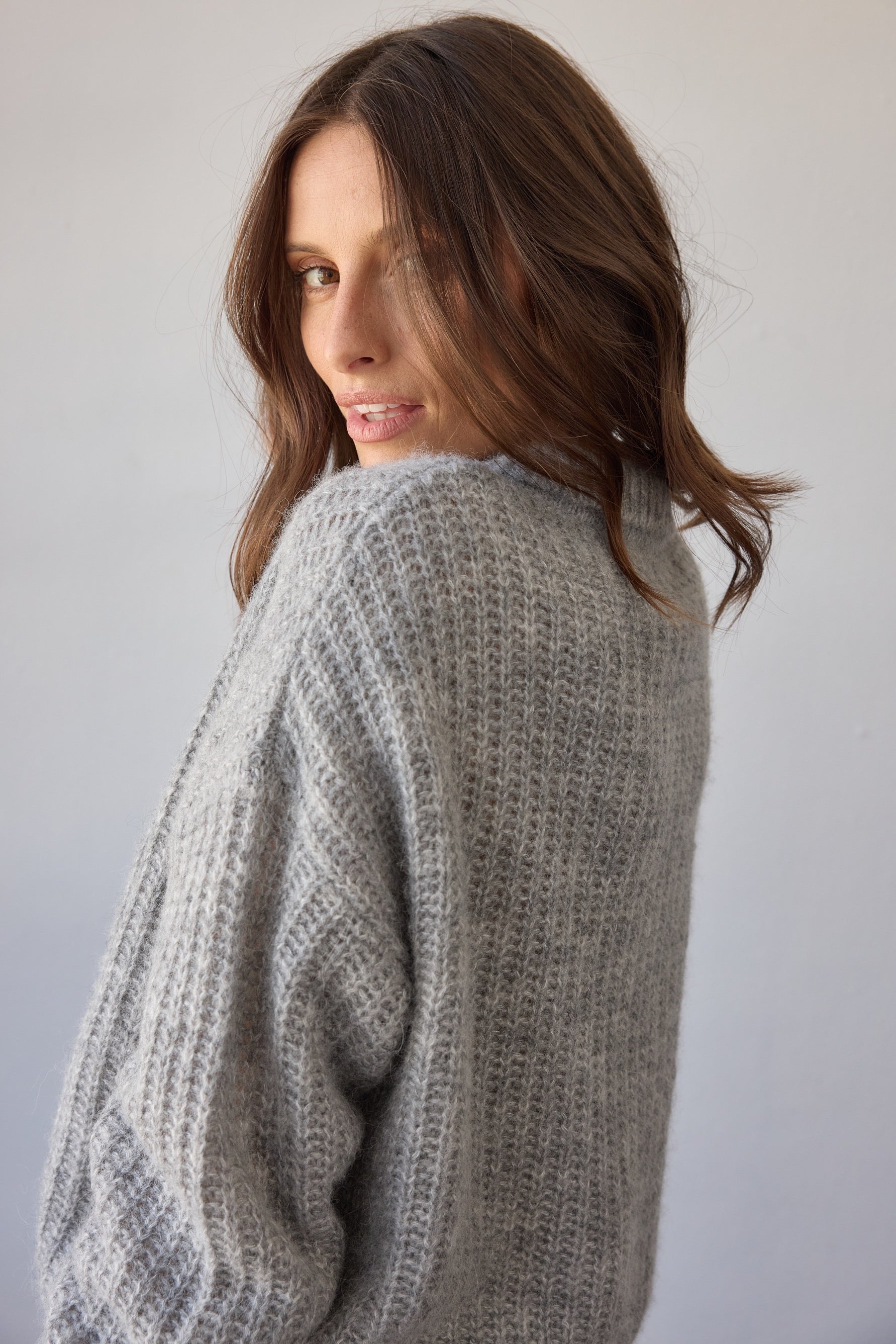 Clover Cable Sweater - Grey
