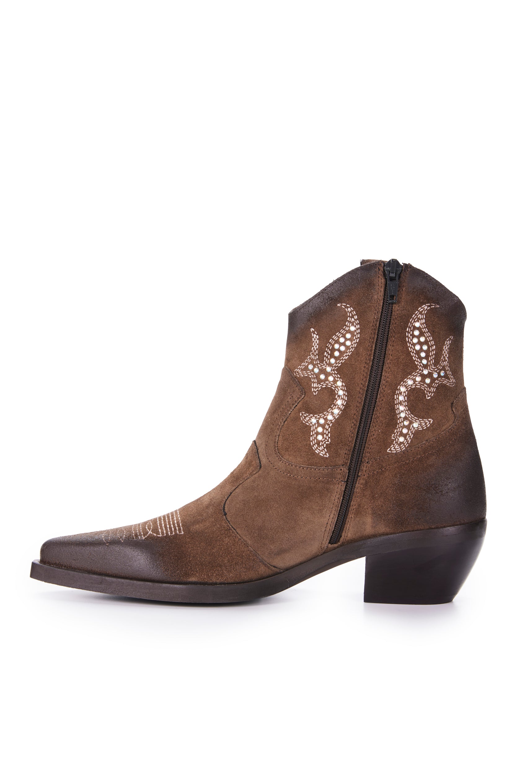 Amotif Boot - Mud - Sample Size 39