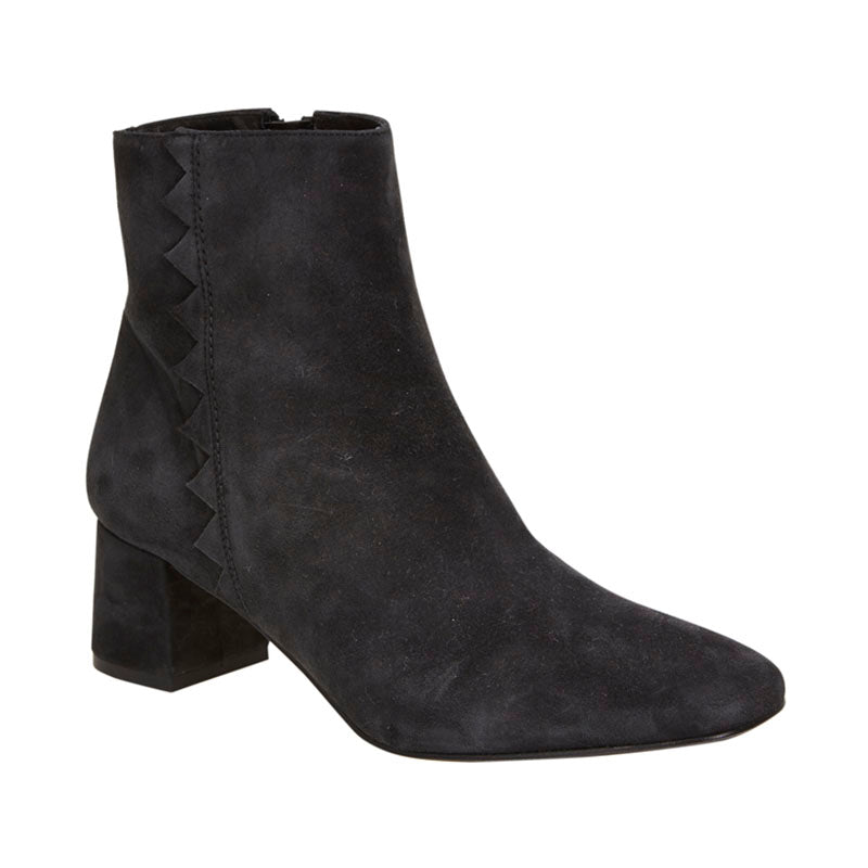 Arrah Boot - Ash- Sample Size 39
