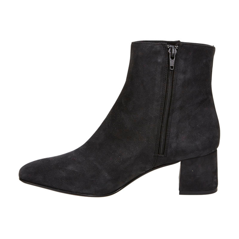 Arrah Boot - Ash- Sample Size 39