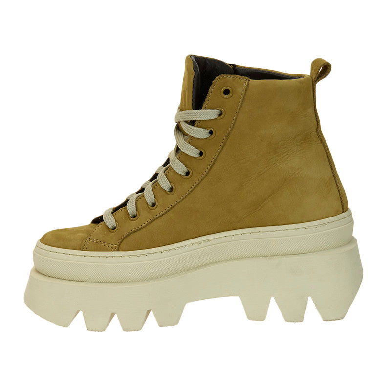 Evergreen Boot - Camel Suede - Sample Size 37