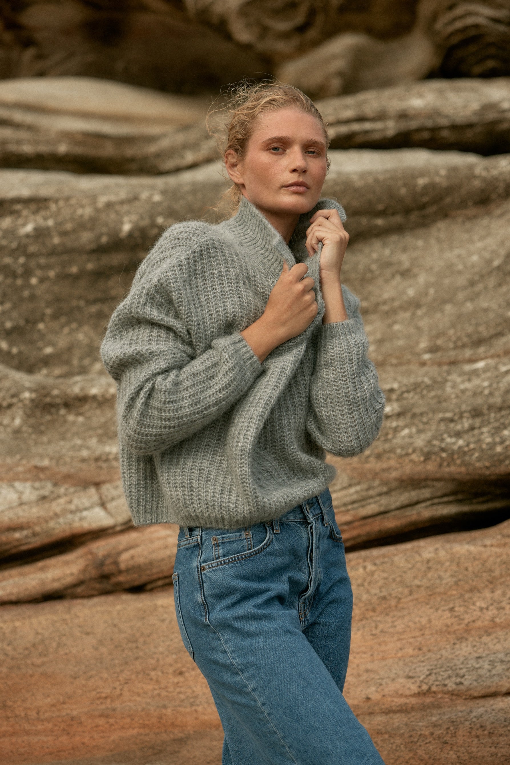 Clover Cable Sweater - Grey