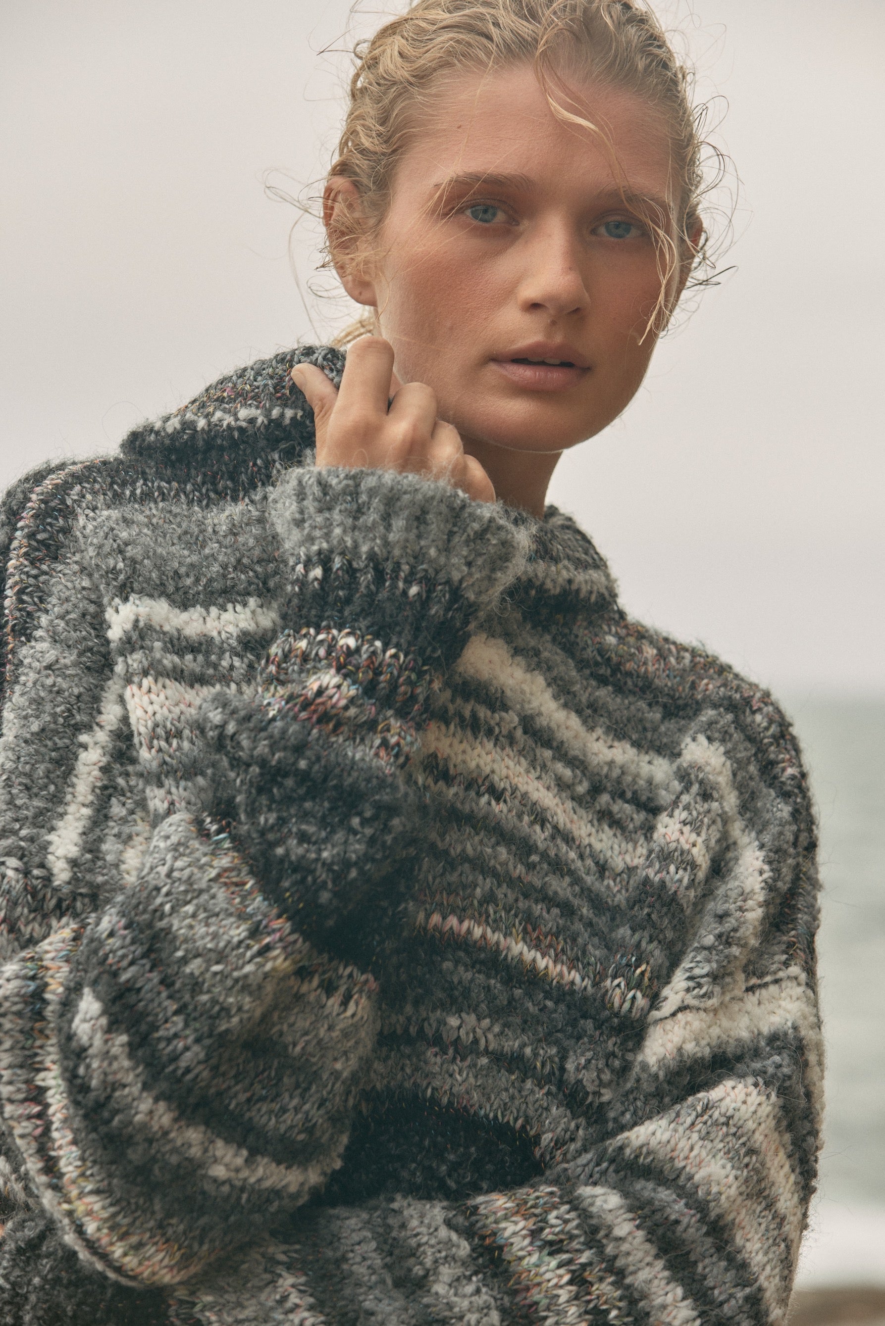 Zephyr Sweater - Black Multi