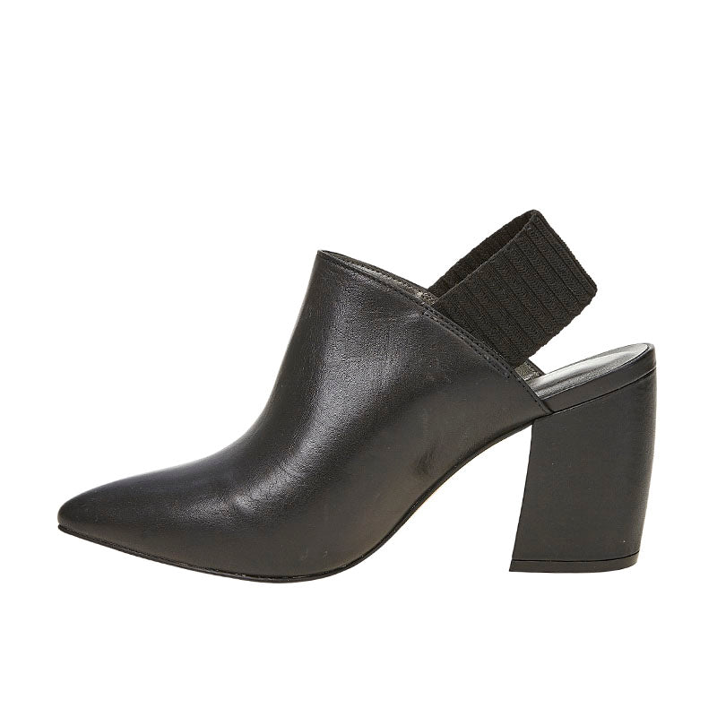 Strike Heel Black