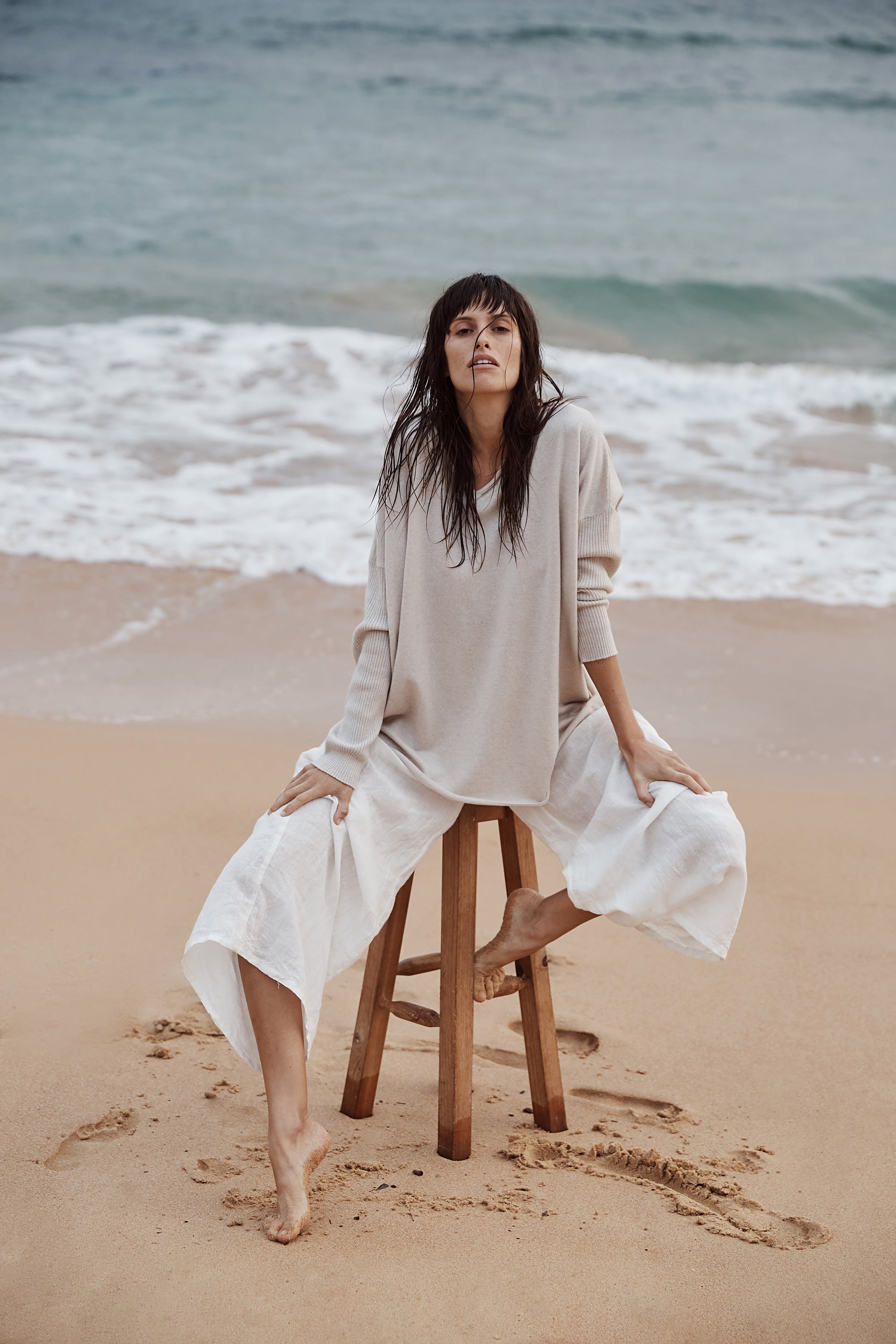 Zoe Cashmere V-Neck Jumper- Albatross