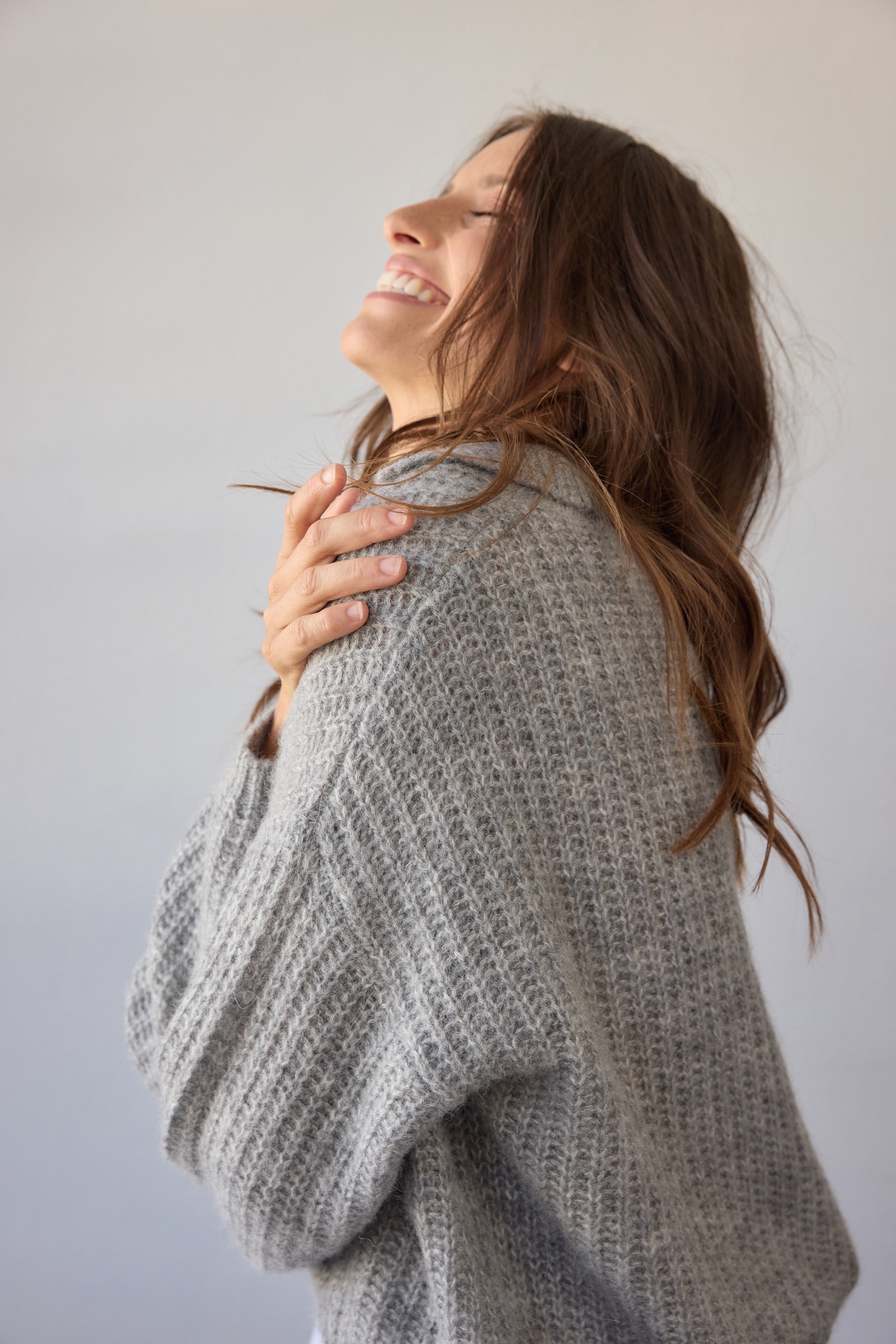 Clover Cable Sweater - Grey