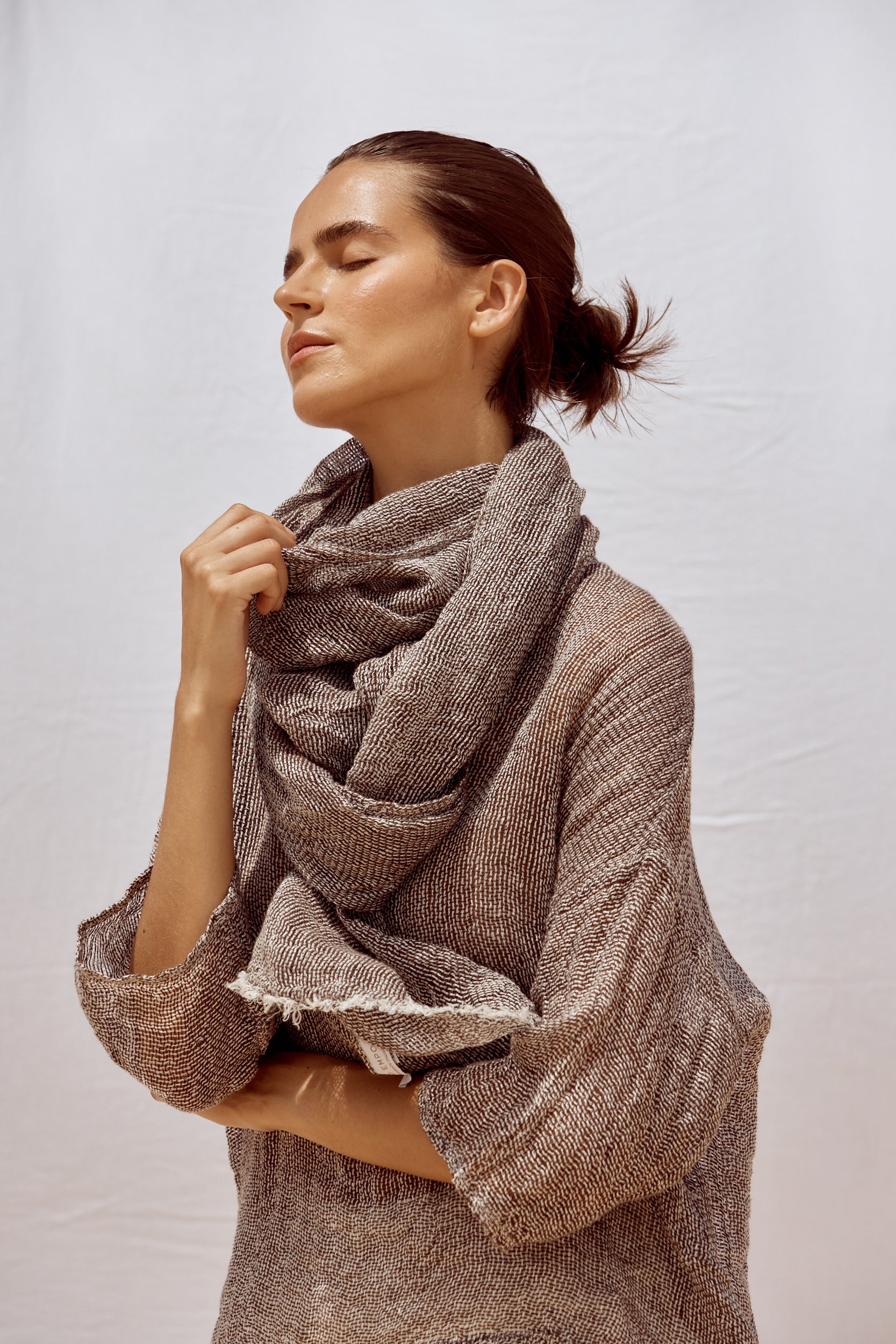 Grand Scarf - Rete Chocolate