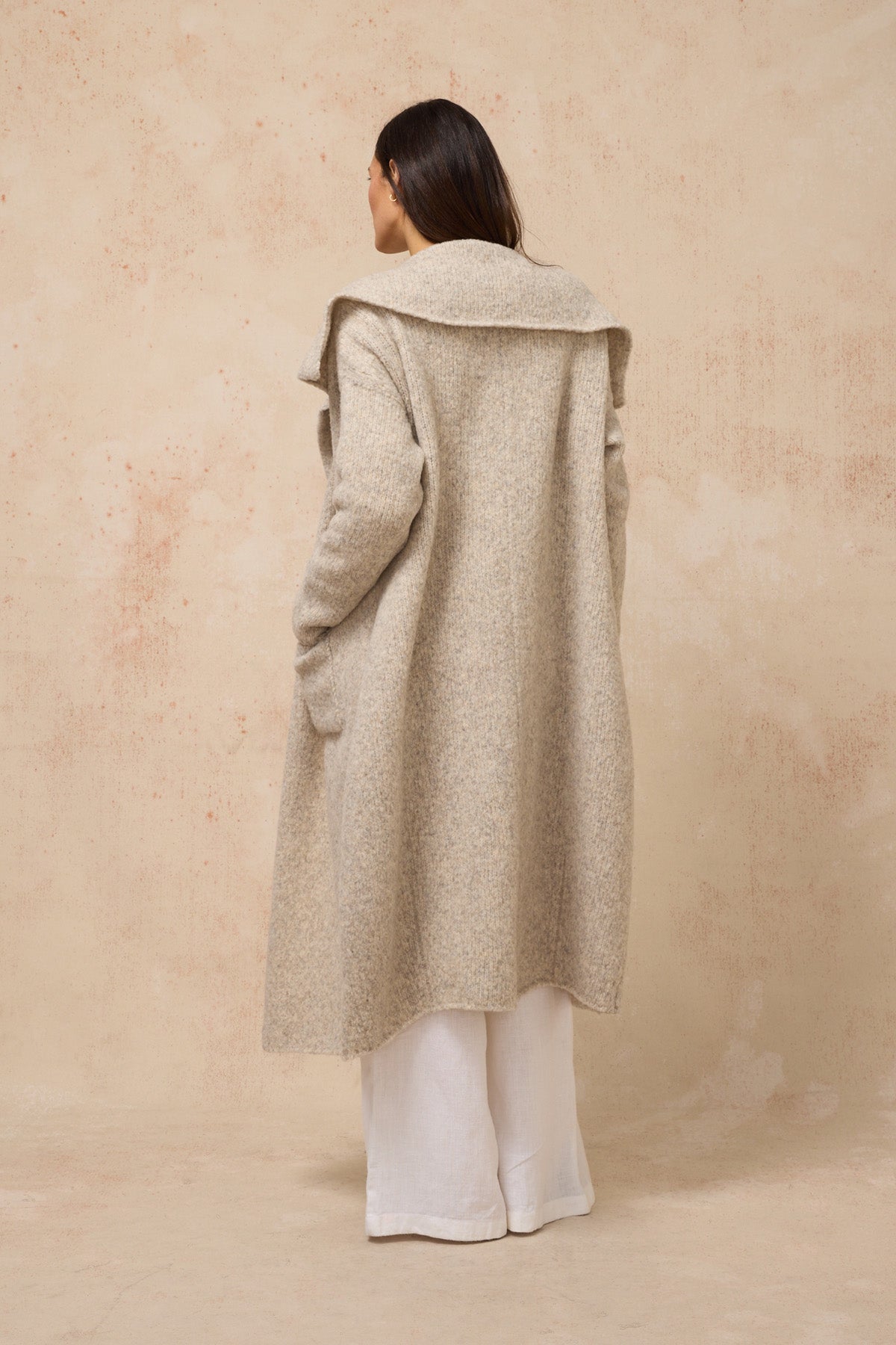 Descendant Coat - Pearl Grey