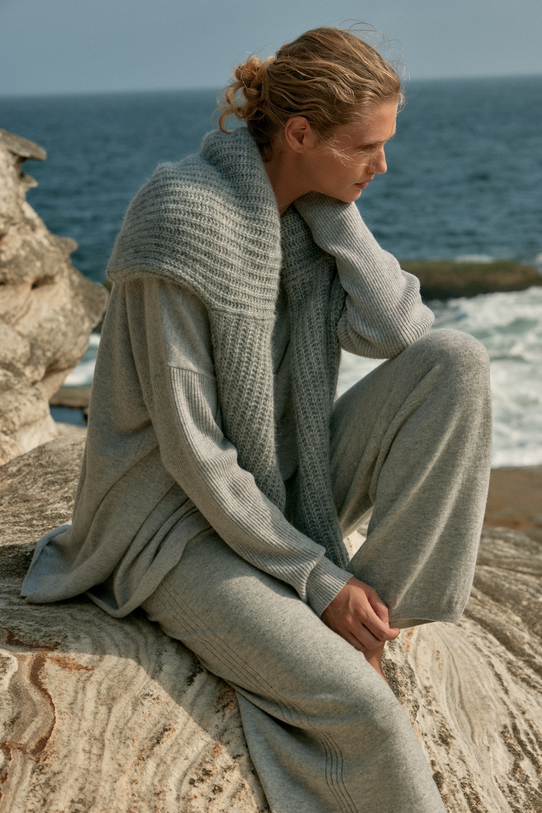 Clover Cable Sweater - Grey